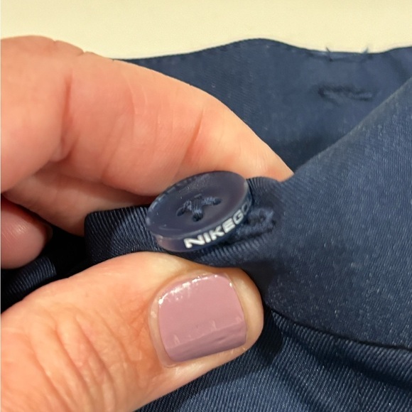 NIKE Dri Fit Men's navy Performance Golf shorts Standard Fit Size 38 - Picture 5 of 10